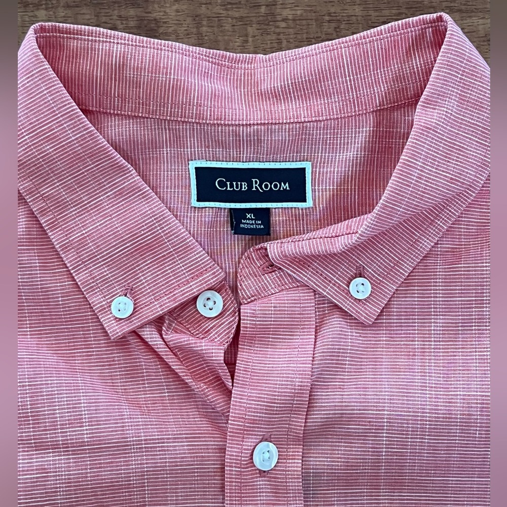 Club Room short sleeved button down shirt in coral color NWT